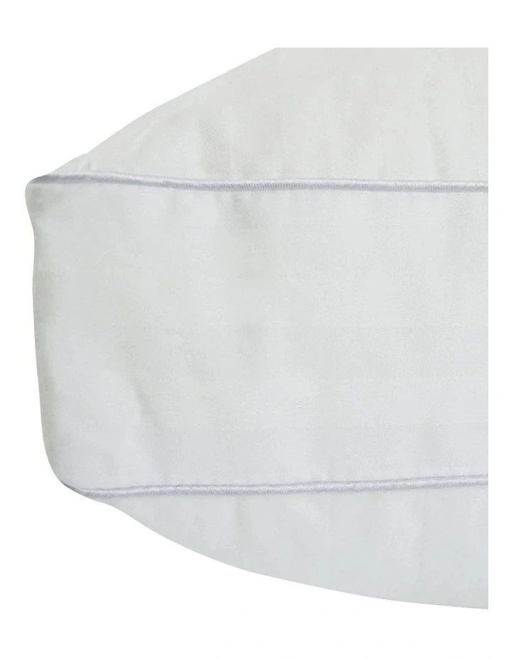 Microblend Back Sleeper Pillow Microblend Back Sleeper Pillow -The Bed Rooms Shop 980941240 3 720x928 ac9330f2 641b 4f12 9091 4b866348c294