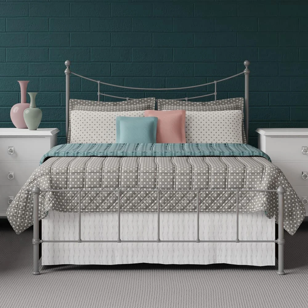 Islington Cast Iron Bed Frame Islington Cast Iron Bed Frame -The Bed Rooms Shop IslingtonCastIronBedFrame1