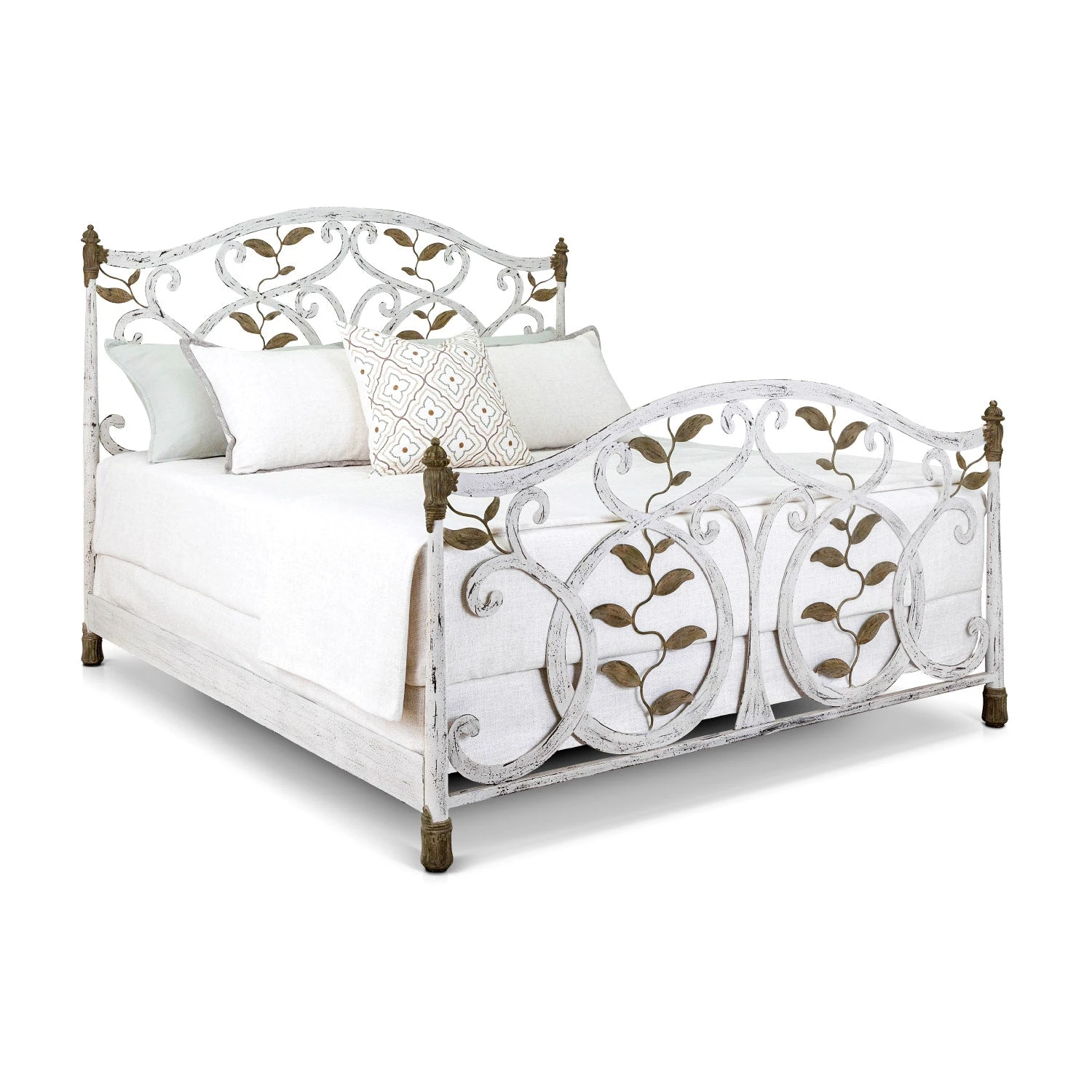 Laurel Cast Iron Bed Frame -The Bed Rooms Shop Laurel 1364 queen CBMPF VintageWhite finish angle