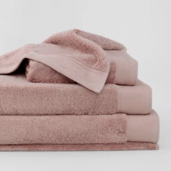 Eris Soft Luxury Bath Mat -The Bed Rooms Shop Screenshot2025 01 14at12.16.01