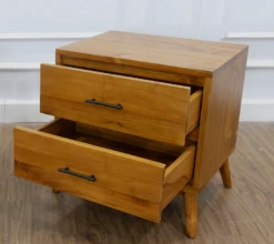 Lennart Bedside Table With Handles -The Bed Rooms Shop Screenshot 2025 03 08 at 2.03.35 PM
