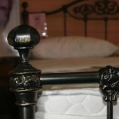 Wentworth Cast Bed -The Bed Rooms Shop Wentworth5