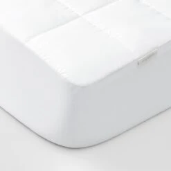 Deluxe Supersoft Waterproof Quilted Mattress Protector