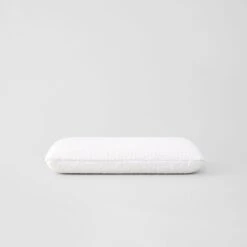 Deluxe Travel Pillow 2 Deluxe Travel Pillow -The Bed Rooms Shop deluxe travel pillow white 5