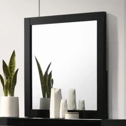Magdeburg Mirror - Black
