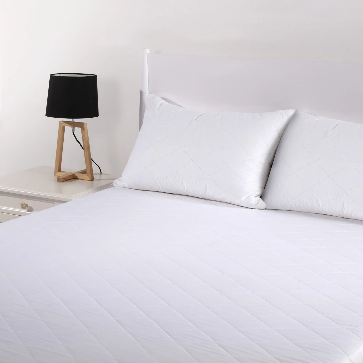 Comfort In Cotton Mattress Protector Bianca Comfort In Cotton Mattress Protector -The Bed Rooms Shop lifestyle 1 cotton 1 5000x 7fe6c168 2c6b 4354 b3a4 38524a1df1fb