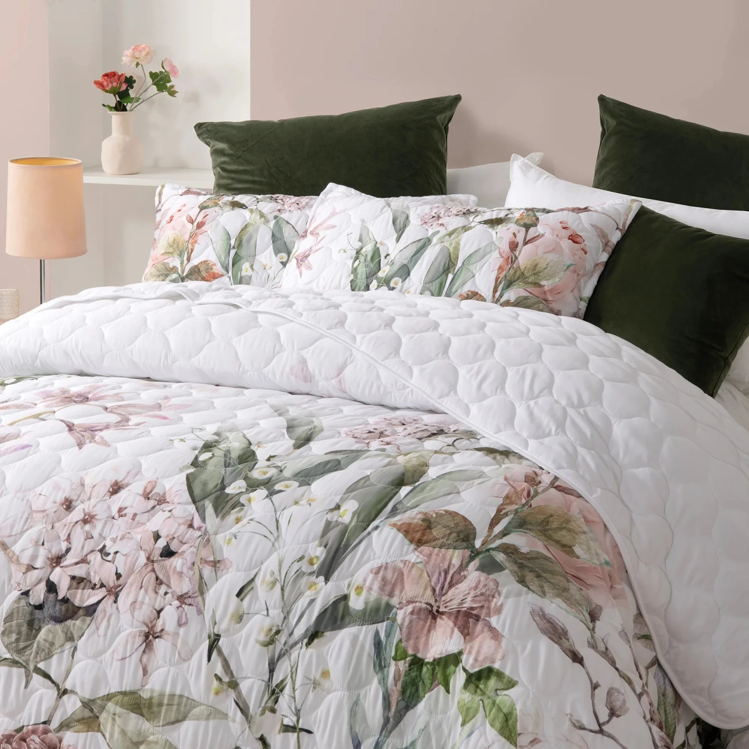 Lorna Bedspread Set Bianca Lorna Bedspread Set -The Bed Rooms Shop lorna2